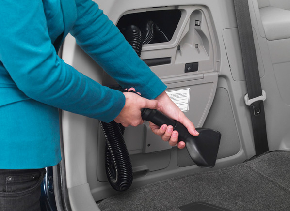 New York Auto Show: Honda Odyssey Minivan Cleans up with Built-in Vacuum_1