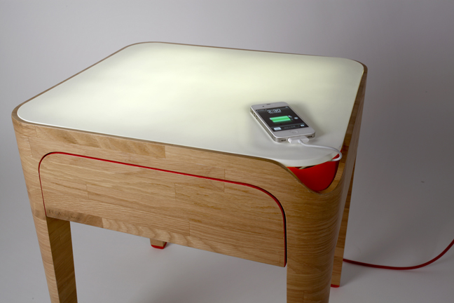 The Good Night Smart Phone Charger Night Stand Lamp, Wow!