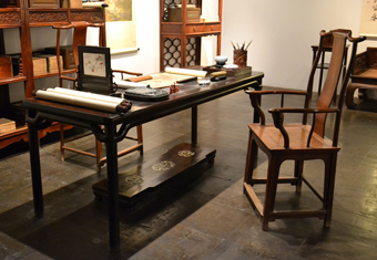Chinese Treasures -- Ming and Qing Furniture_5