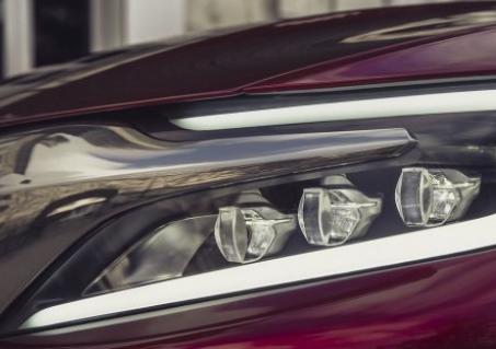 Citroen DS Wild Rubis: Luxury Sedan Teased Ahead of Shanghai Reveal