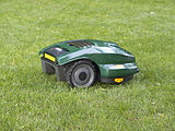 Robotic Lawn Mower_3