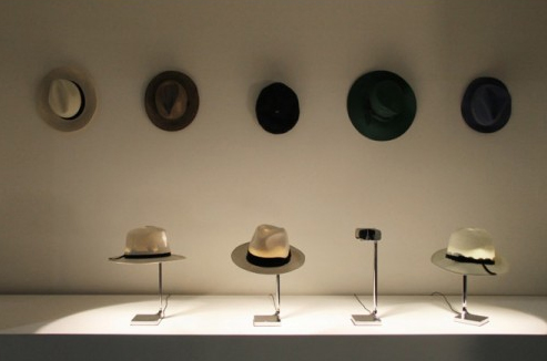 Philippe Starck's "Chapeau"; Table Lamp_2