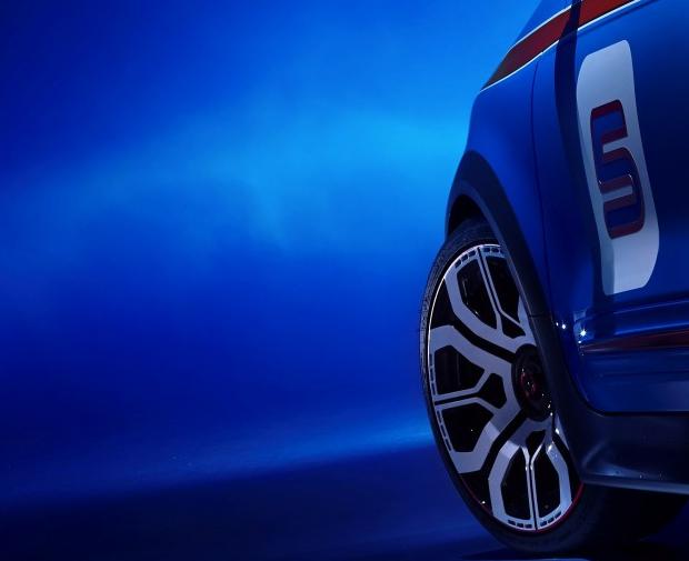 Renault Teases Racy City Car Concept