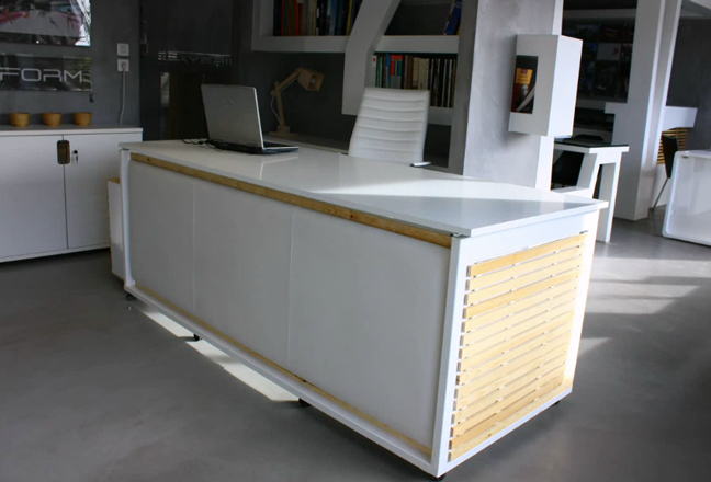 Studio NL Creates The Workaholics Dream Bed & Work Desk_2