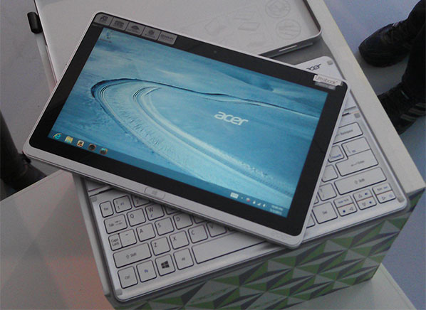 Acer Aspire R7 and P3 Ultrabook Bring New Slant to Touch-Screen Laptops_2
