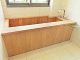 Soaking Tubs for Small Bathrooms_5