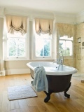 Soaking Tubs for Small Bathrooms_11