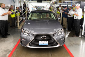 Lexus Unveils First Ever US-Produced Lexus ES 350 in Kentucky