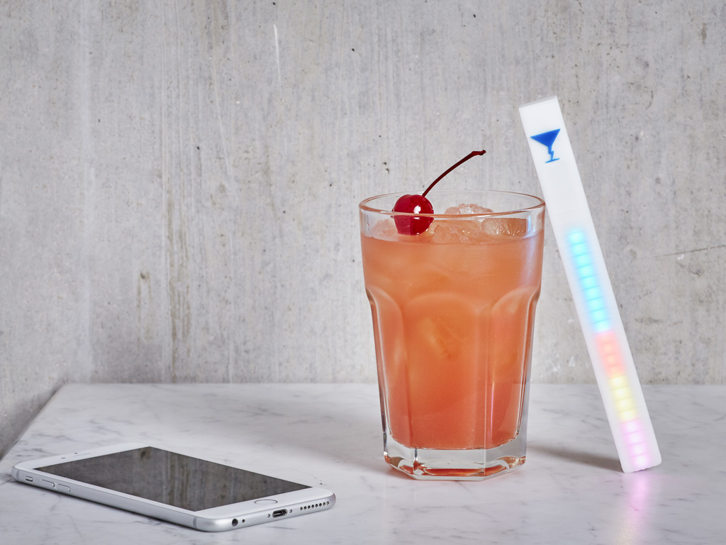 Mixstik Lets You Easily Master Cocktails Making_1