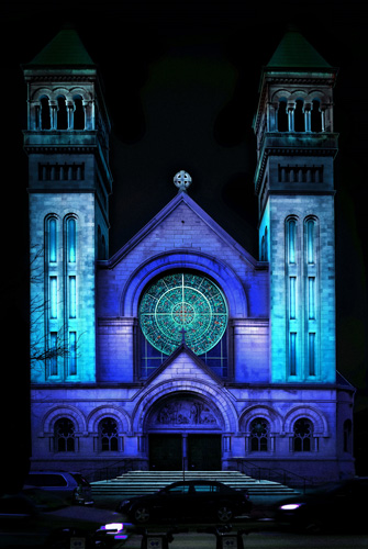 Chicago’s Church Lit up with LED Lightings_1