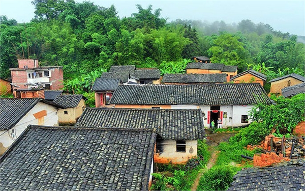 Venerable Villages on Mount Danxia
