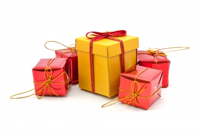 UK Waste Management Companies Urge Minimal Christmas and New Year Wrapping Paper Wastage