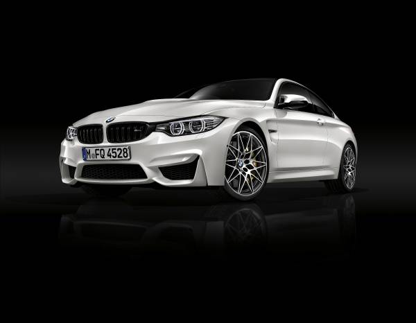 BMW Adds Performance Package to M4 and M3