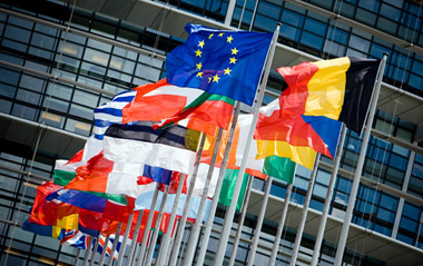 Reports on The 27 EU Countries' Economy in Oct. of 2015