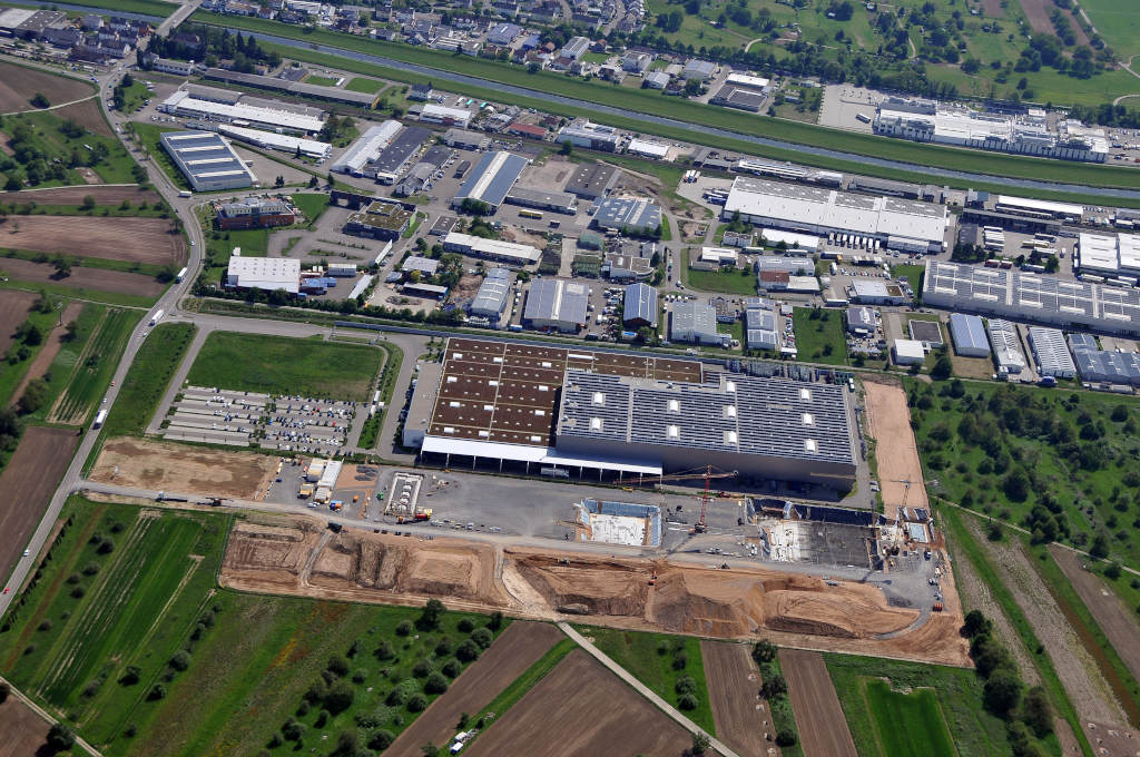 Mercedes-Benz to Invest Euro 170m at Its Kuppenheim Press Shop in Germany