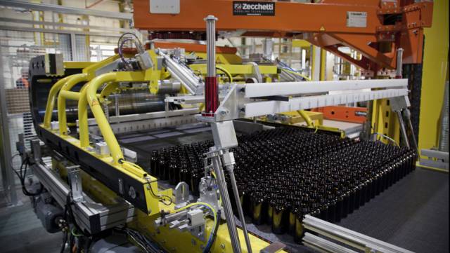 Beatson Clark Installs New Palletisers to Improve Glass Packaging Production in UK