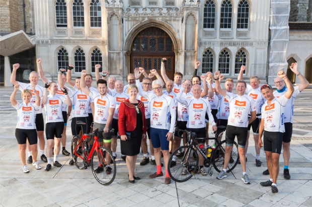 Charity Cyclists Set off to Bordeaux