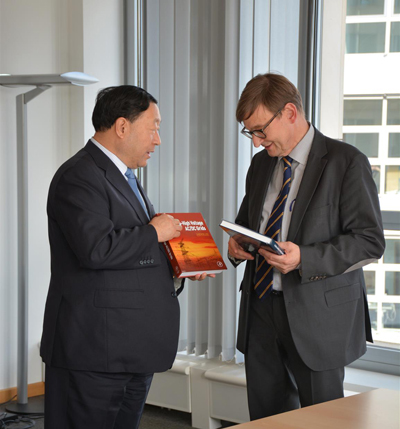 Liu Zhenya Visits Helmholtz Association, TUB, Fraunhofer IPK
