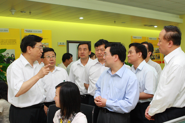Member of Communist Party's Politburo & Vice Premier, State Council ZHANG Dejiang Inspected Made-in-China.com_2